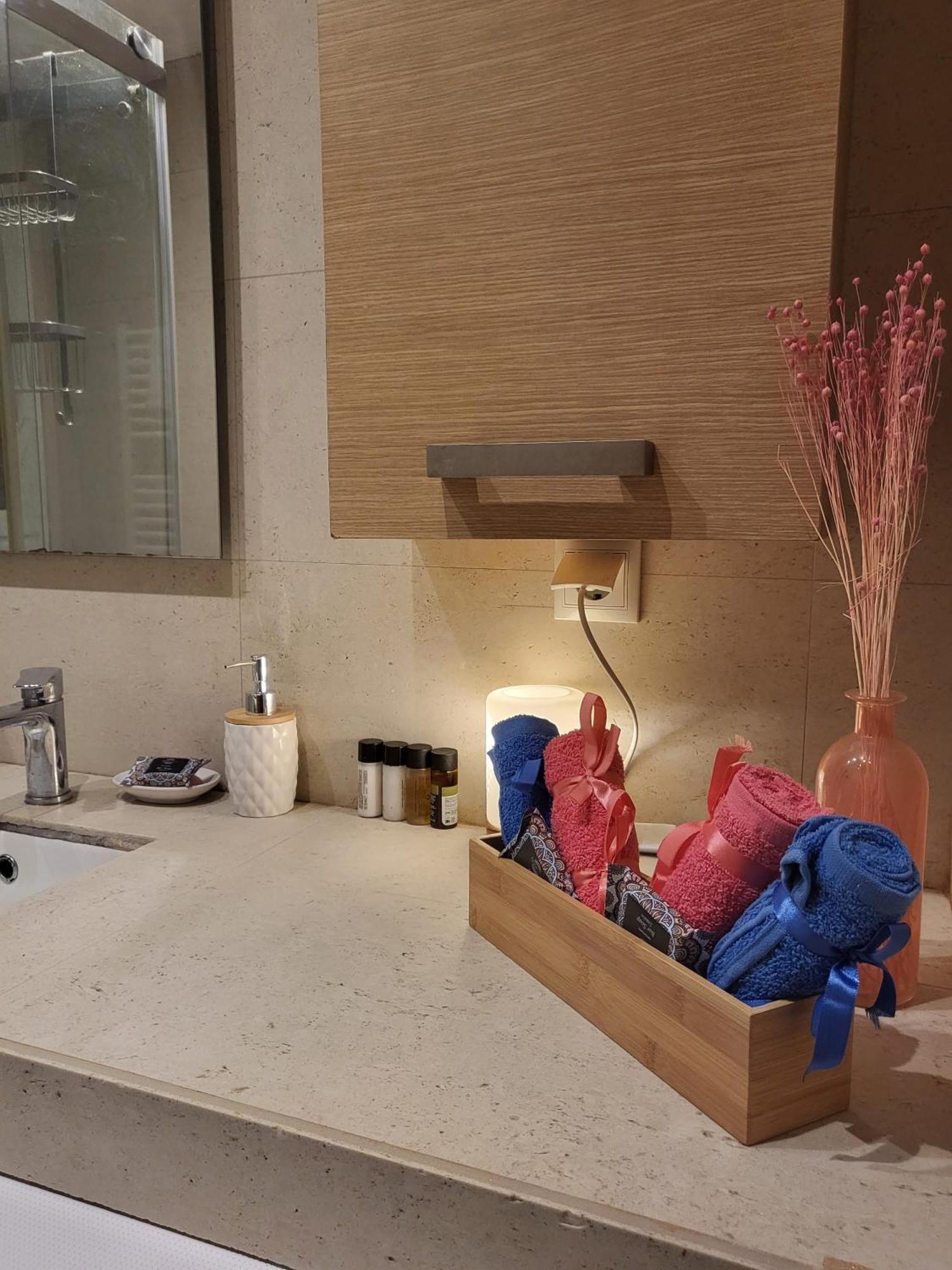 Filopappou Lemons Twins Luxurious Apartment Near To Acropolis Athens Ngoại thất bức ảnh